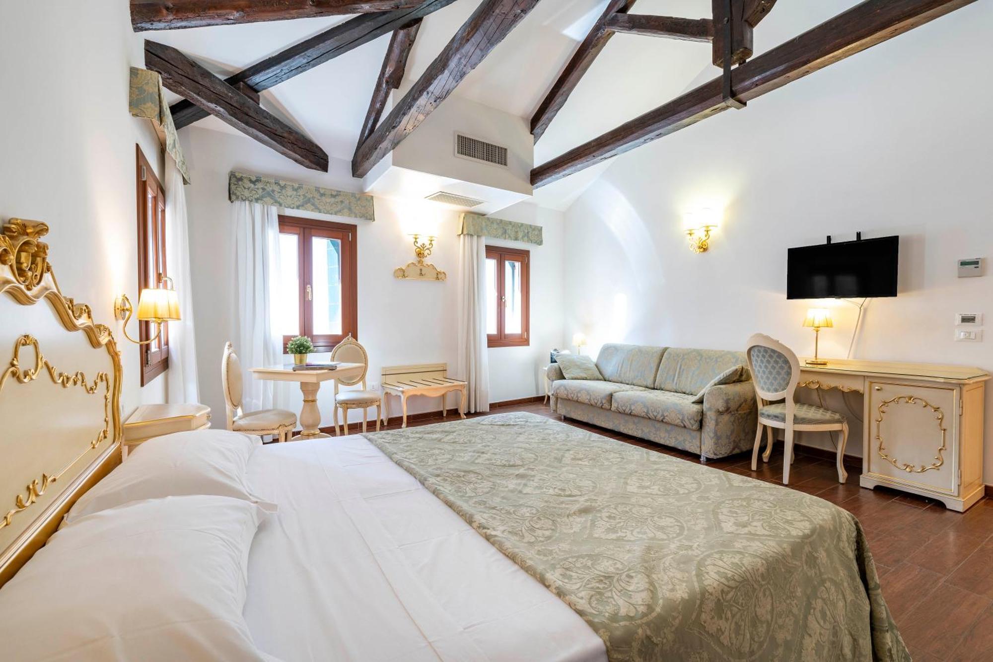 Casa Marsilli Pensión *