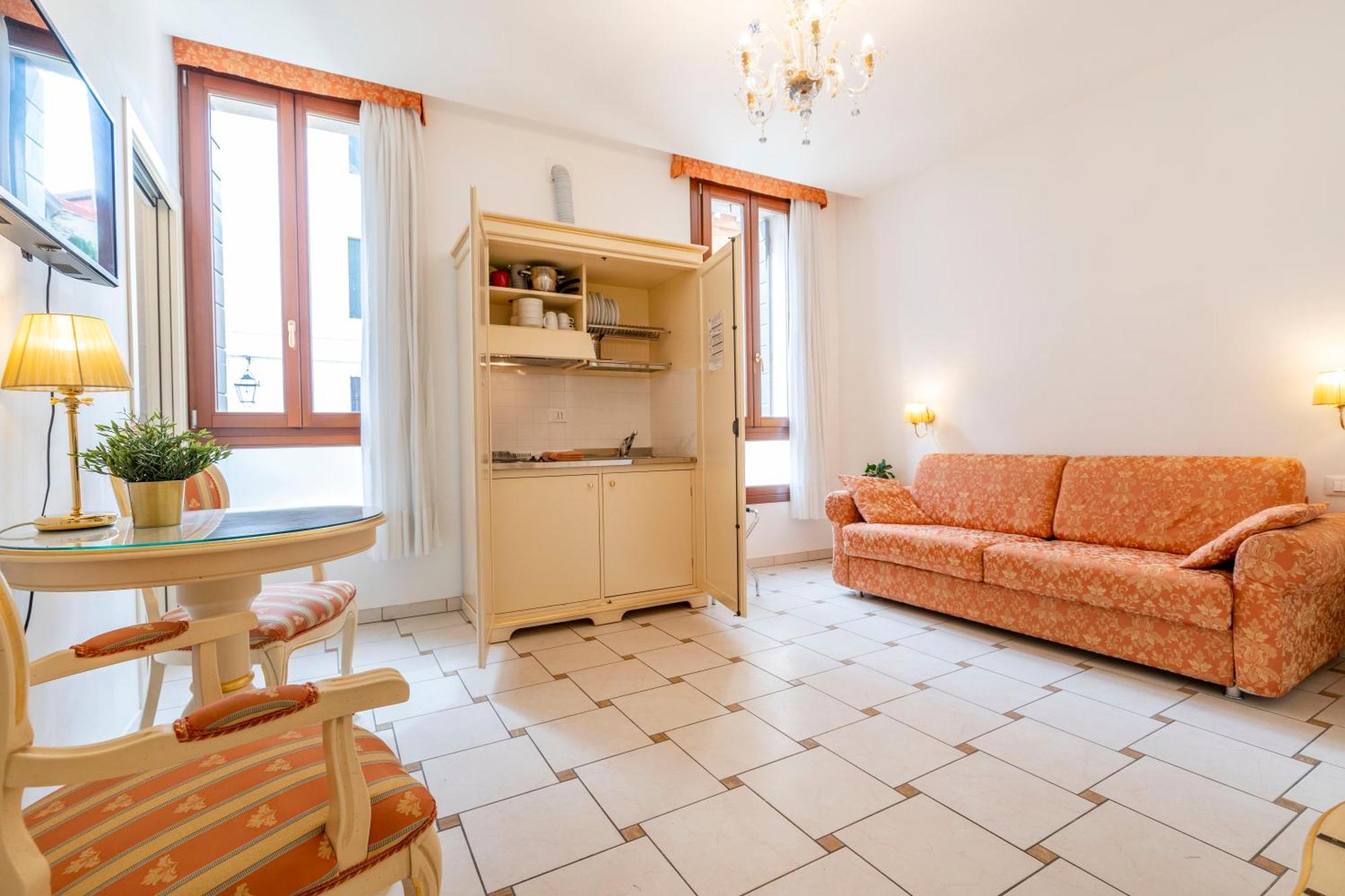 Casa Marsilli Pensión *